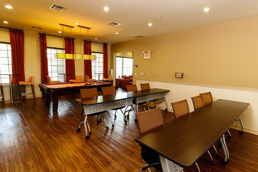 North Court Villas Apartments, 8275 Stonebrook Parkway, Frisco, TX